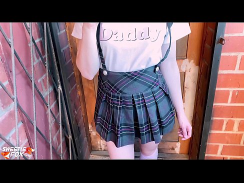 ❤️ L'escola es xucla la polla profundament i la folla en lloc de les classes. ☑ Porno fb al ca.hentaibar-com.ru ﹏